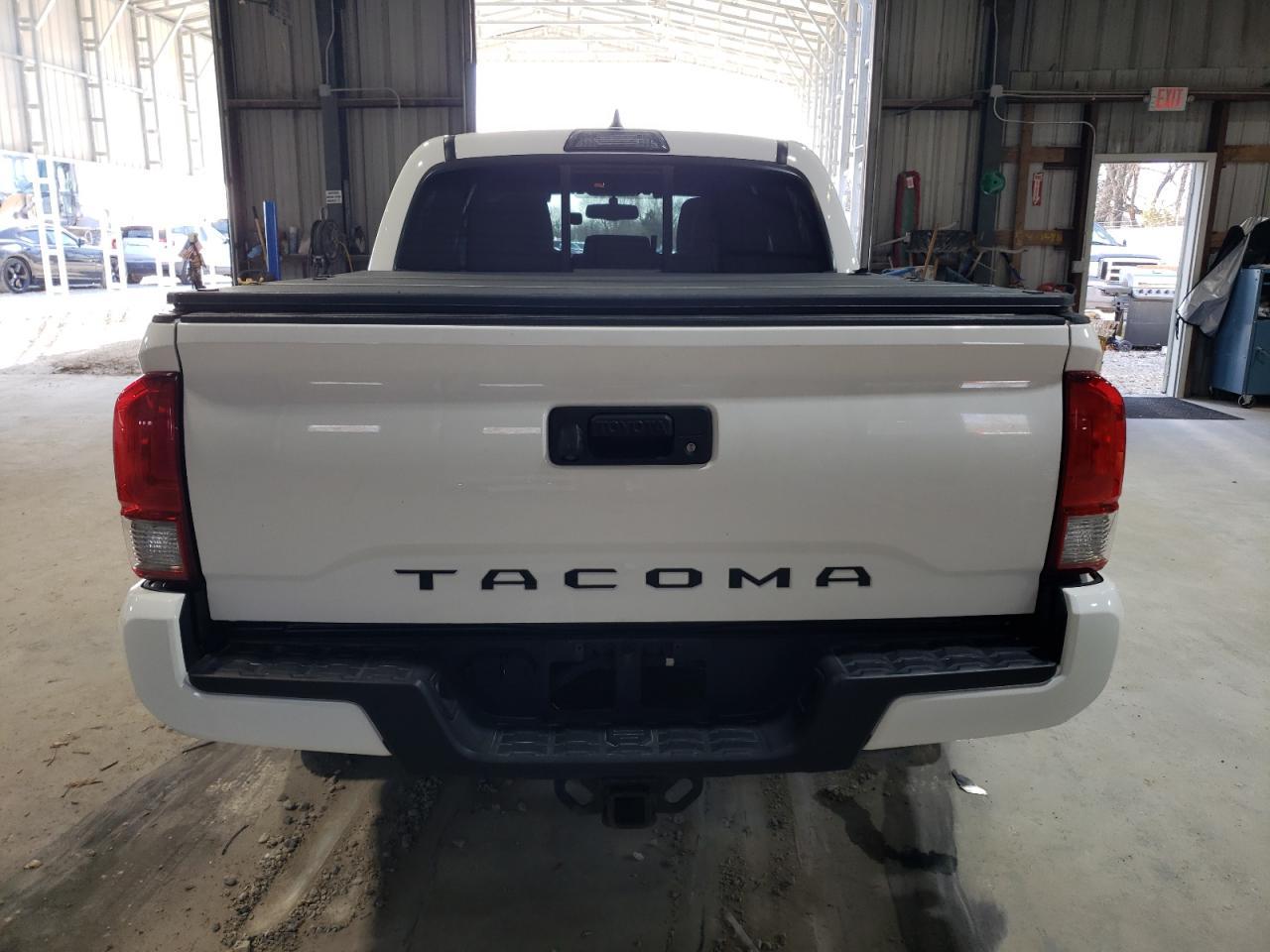 2016 TOYOTA TACOMA DOU - Фото 6
