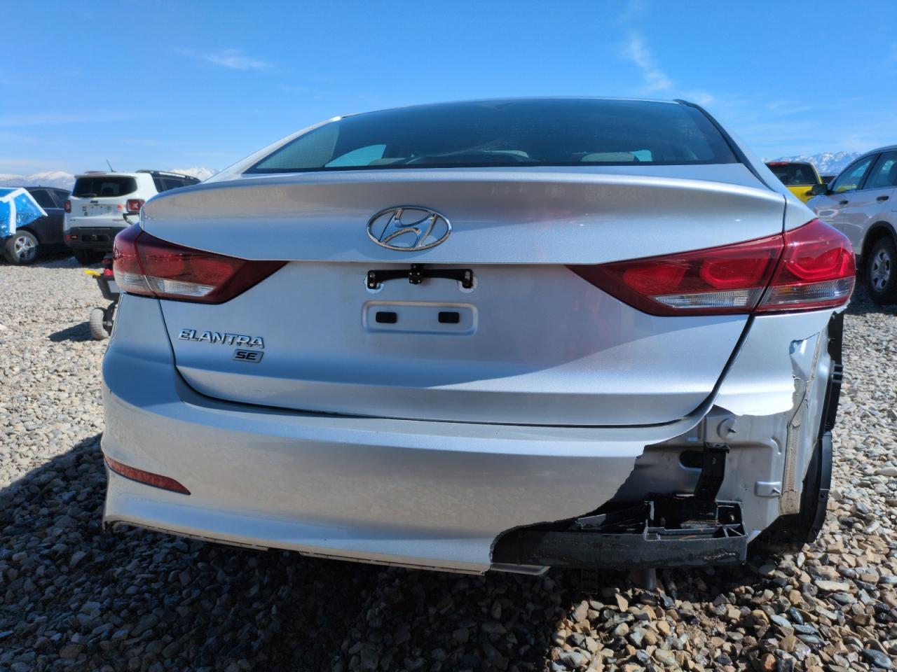 2018 HYUNDAI ELANTRA SE - Image 6