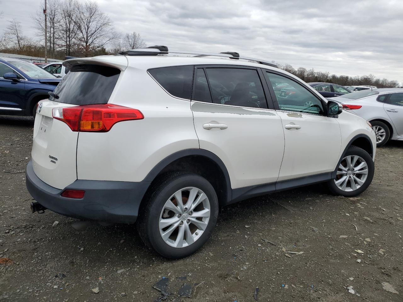 2014 TOYOTA RAV4 LIMIT - Фото 3