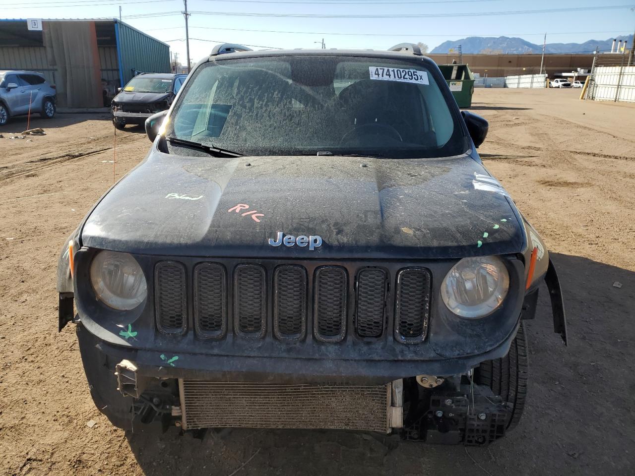 2017 JEEP RENEGADE L - Image 5