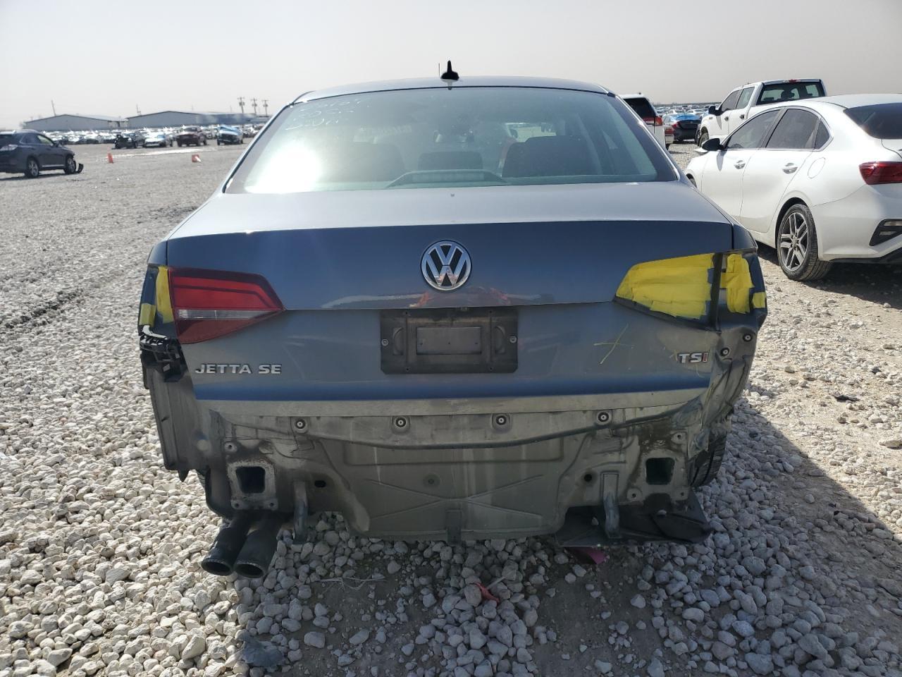 2016 VOLKSWAGEN JETTA SE - Image 6