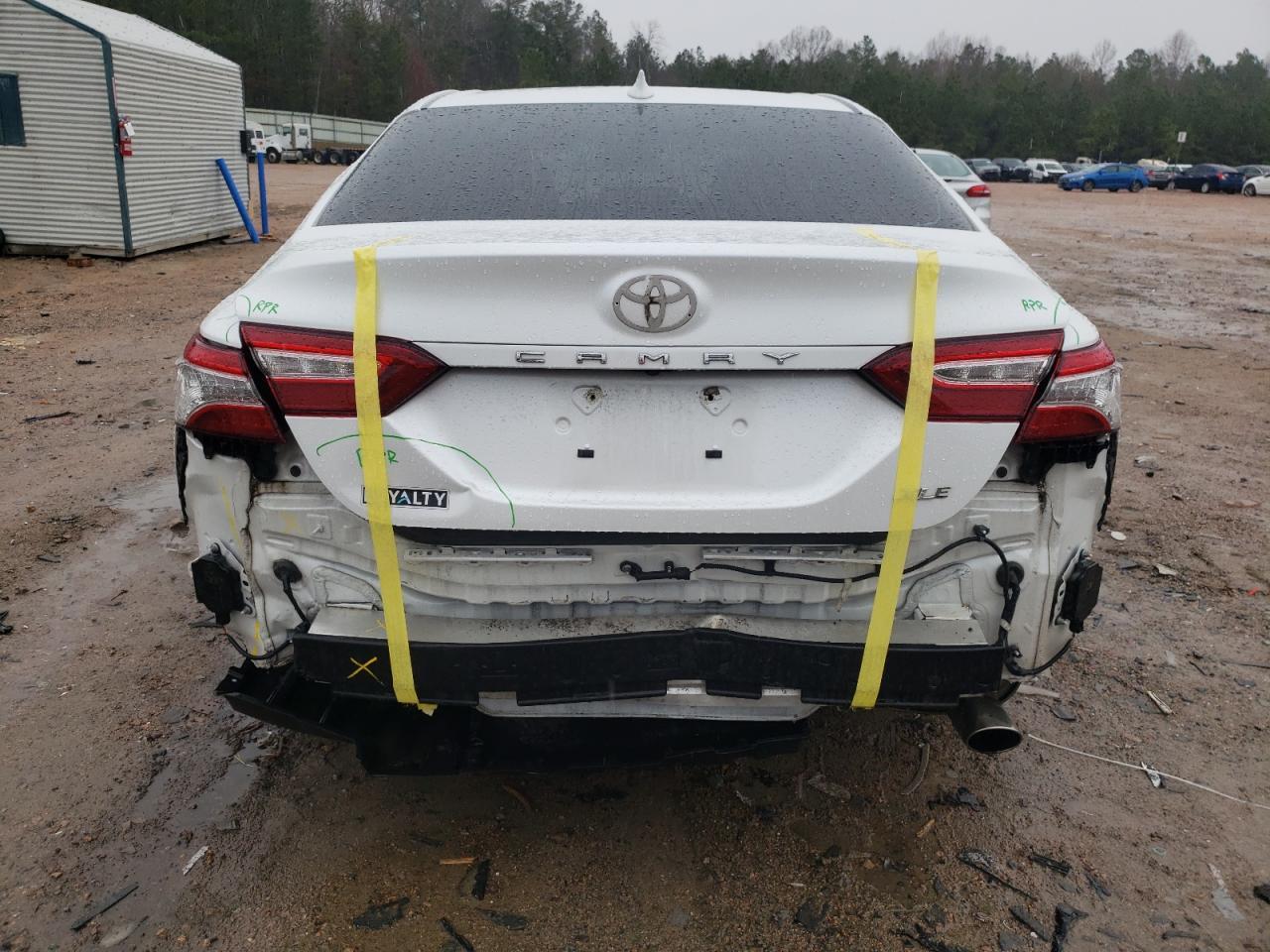 2019 TOYOTA CAMRY L - Фото 6