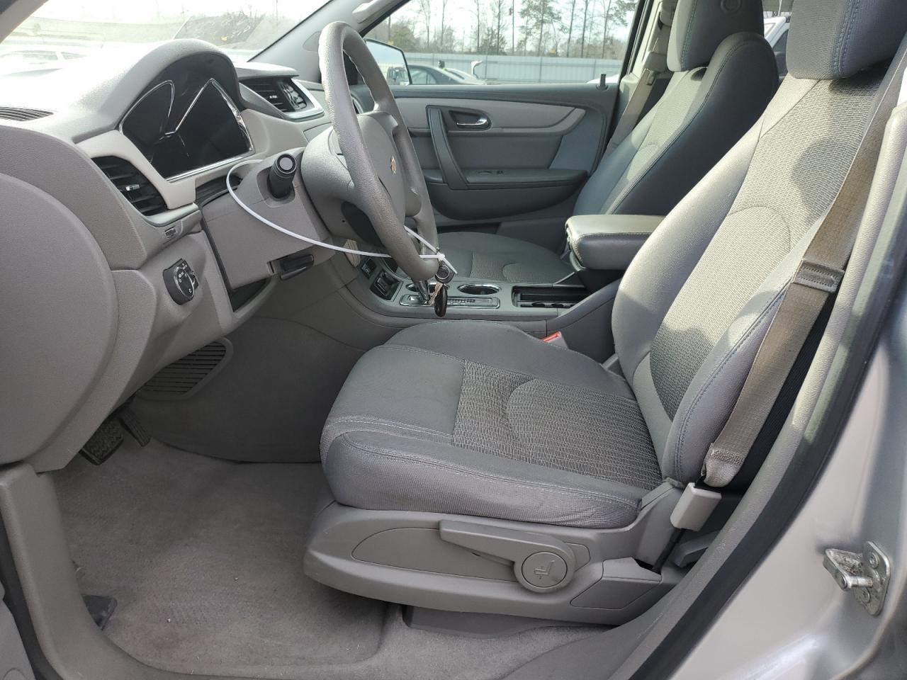 2015 CHEVROLET TRAVERSE L - Image 7