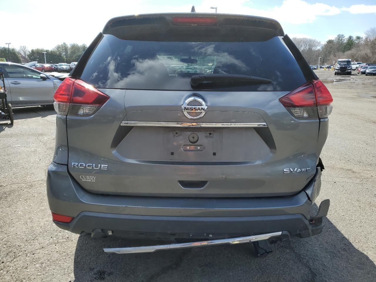 2017 NISSAN ROGUE SV - Фото 6