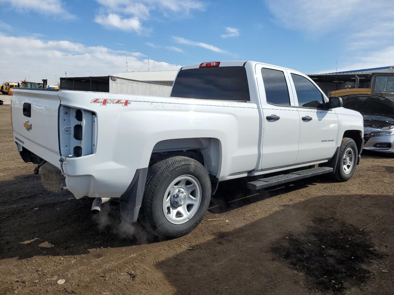 2017 CHEVROLET SILVERADO - Фото 3