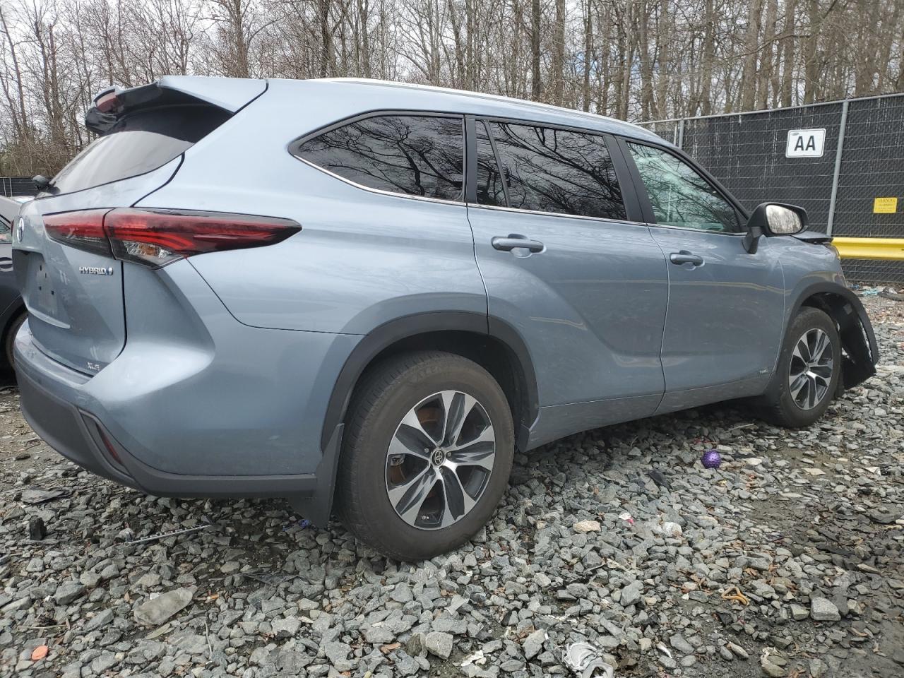 2024 TOYOTA HIGHLANDER - Image 3
