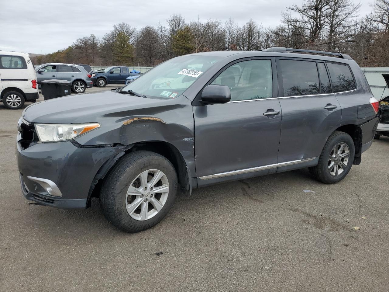 2011 TOYOTA HIGHLANDER