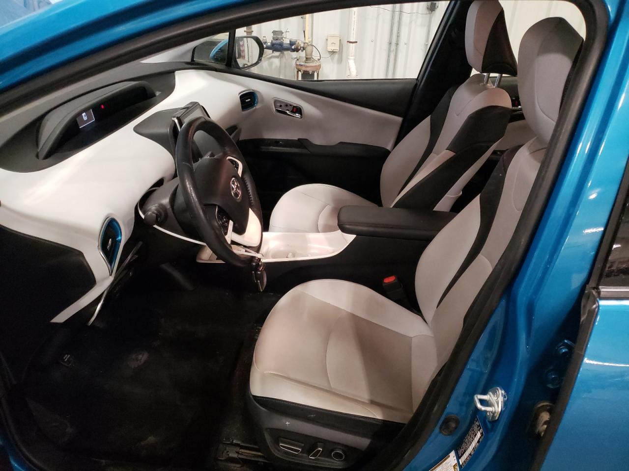 2018 TOYOTA PRIUS PRIM - Image 7