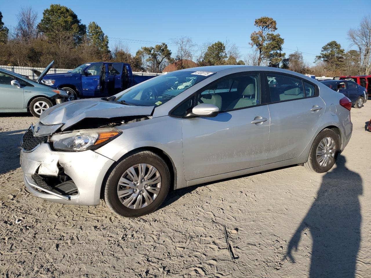 2015 KIA FORTE LX