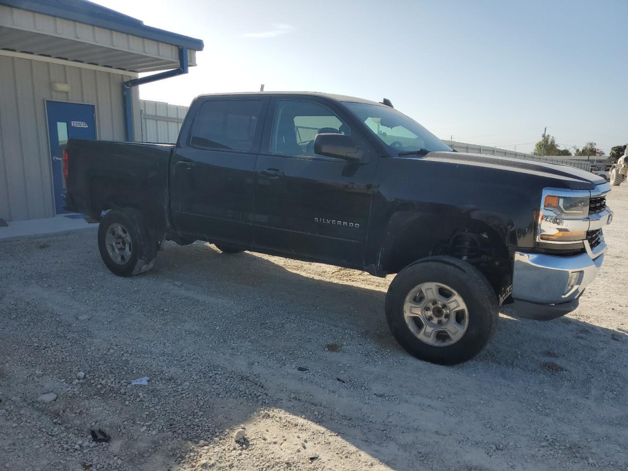 2018 CHEVROLET SILVERADO - Image 4