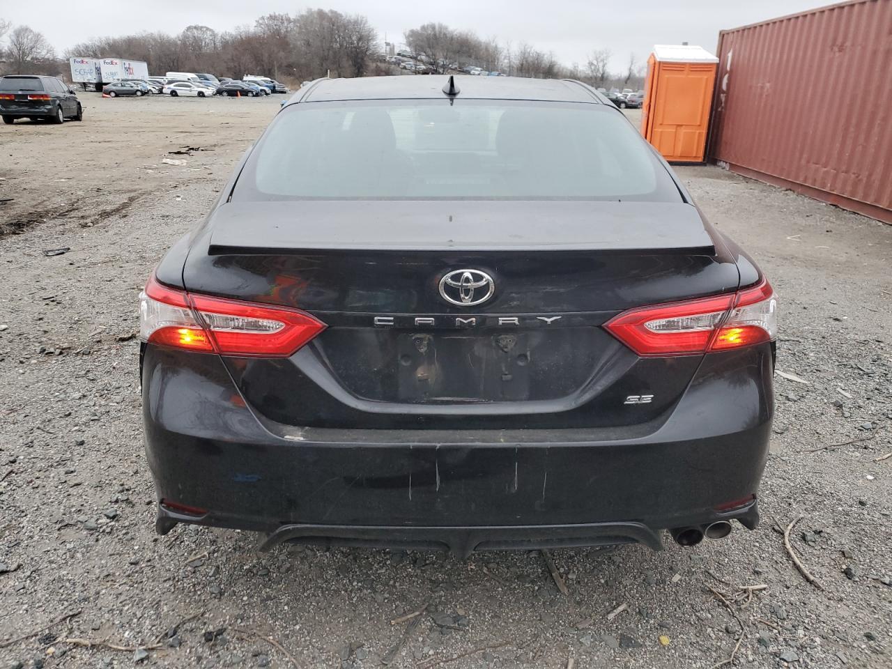 2020 TOYOTA CAMRY SE - Image 6