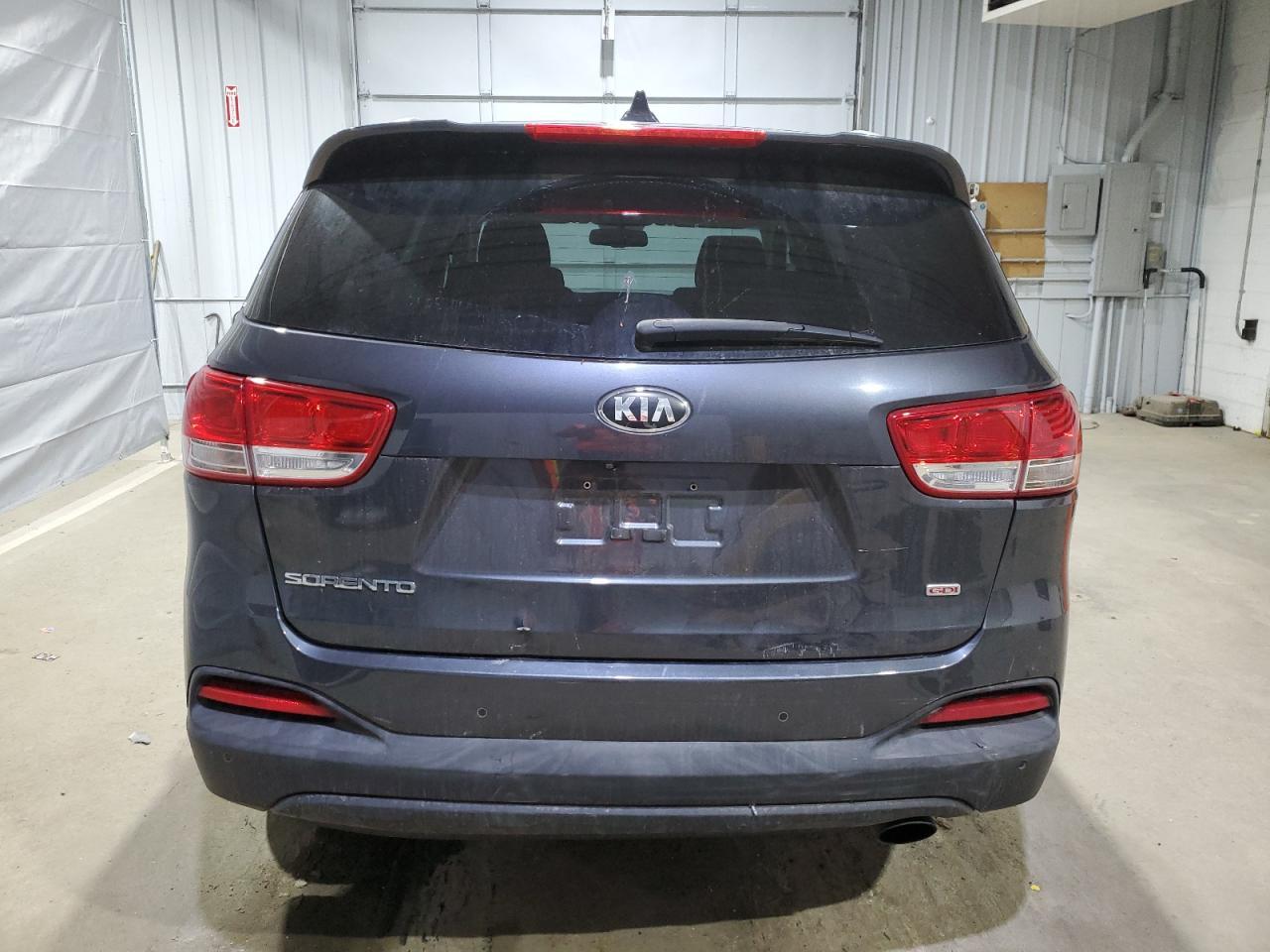 2016 KIA SORENTO LX - Image 6