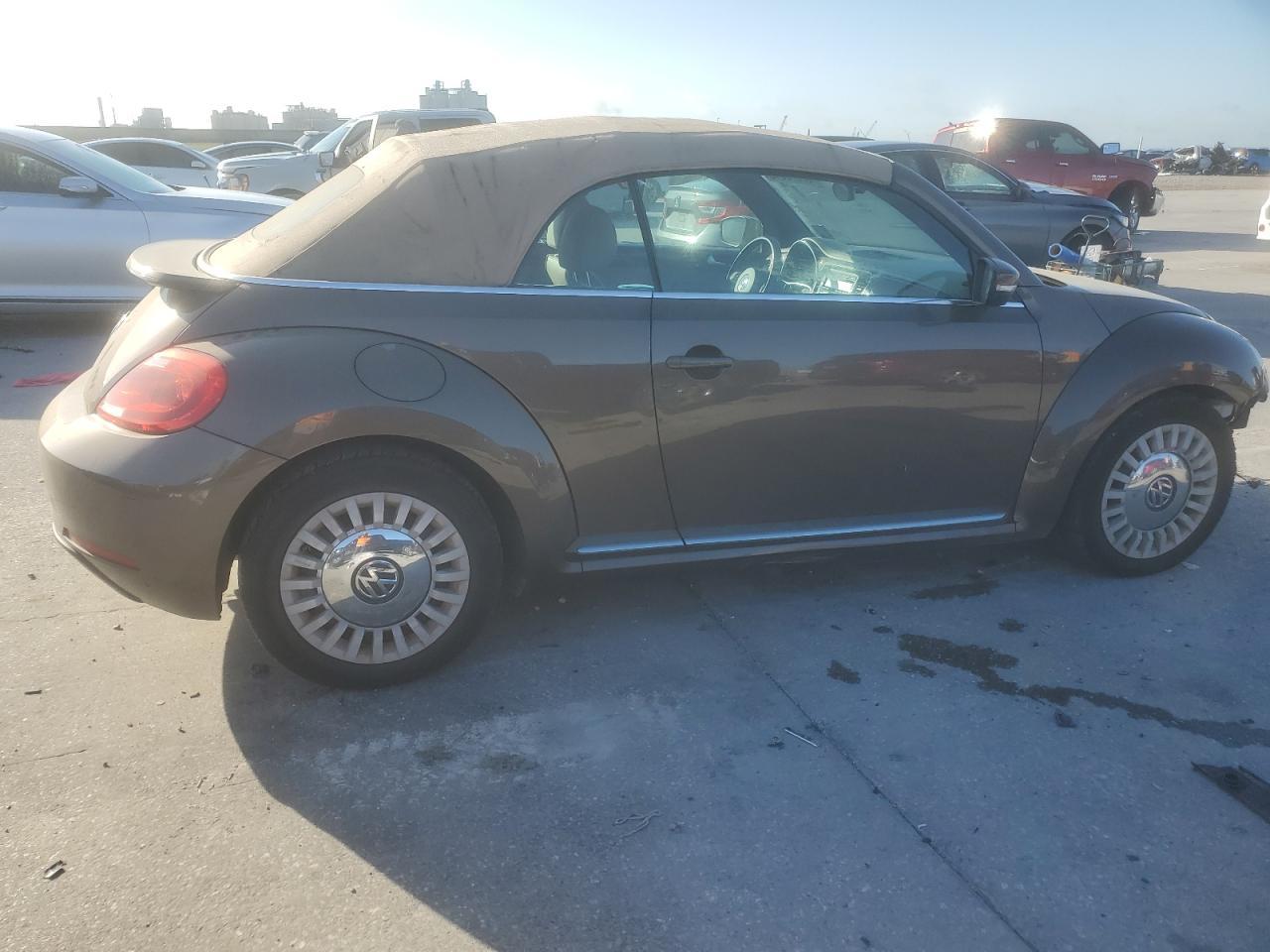 2014 VOLKSWAGEN BEETLE - Image 3