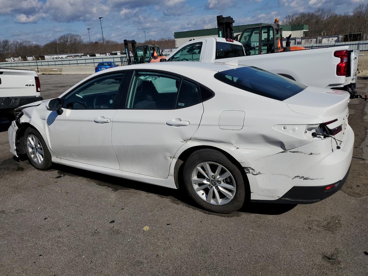 2025 TOYOTA CAMRY XSE - Image 2