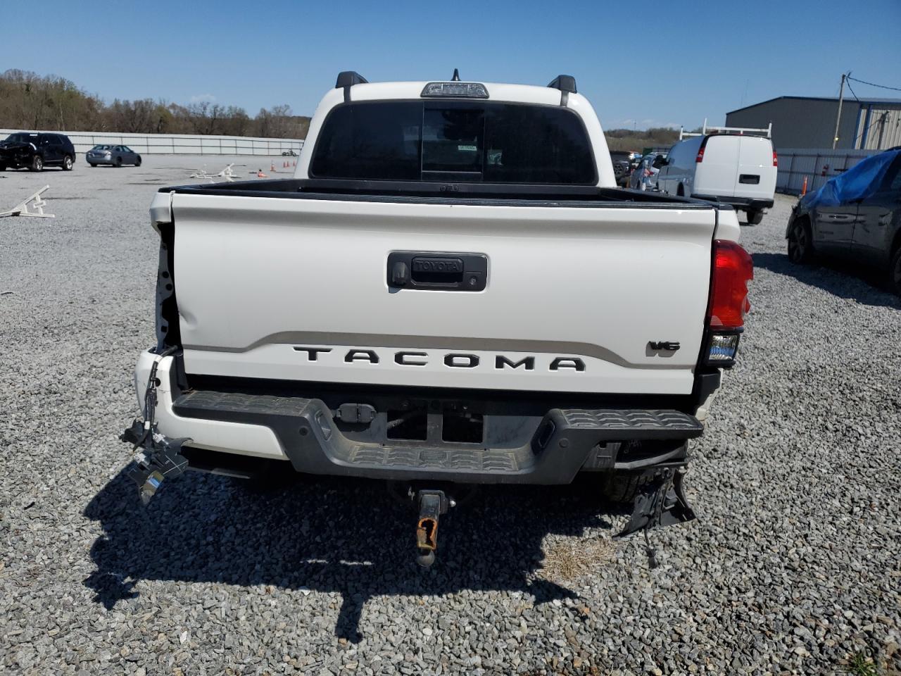 2019 TOYOTA TACOMA DOU - Image 6