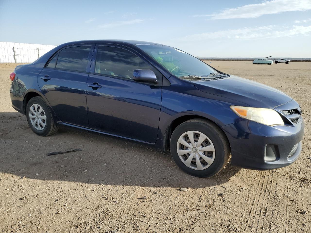 2013 TOYOTA COROLLA BA - Фото 4