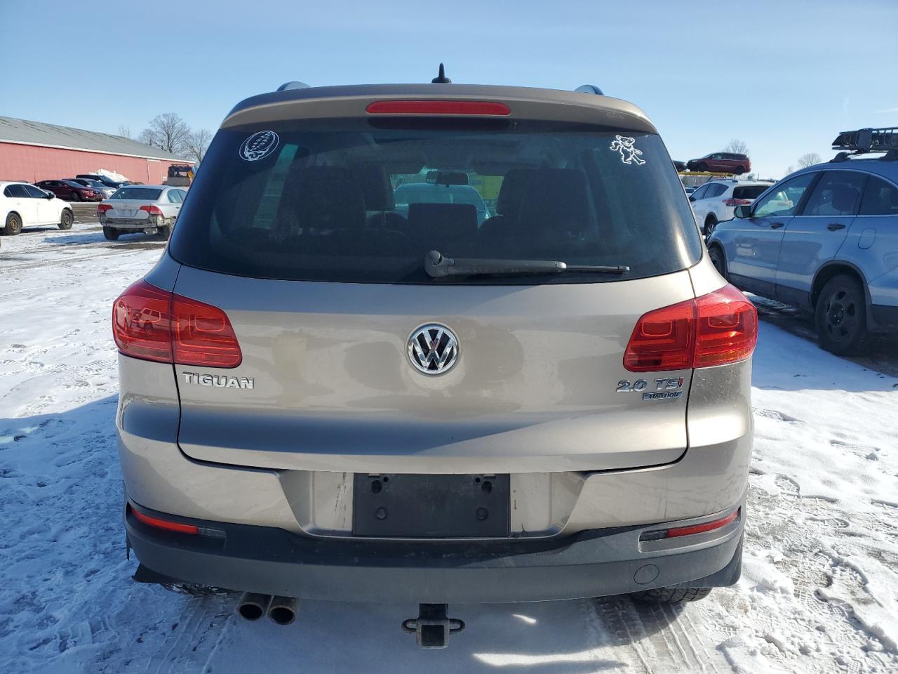 2015 VOLKSWAGEN TIGUAN S - Фото 6