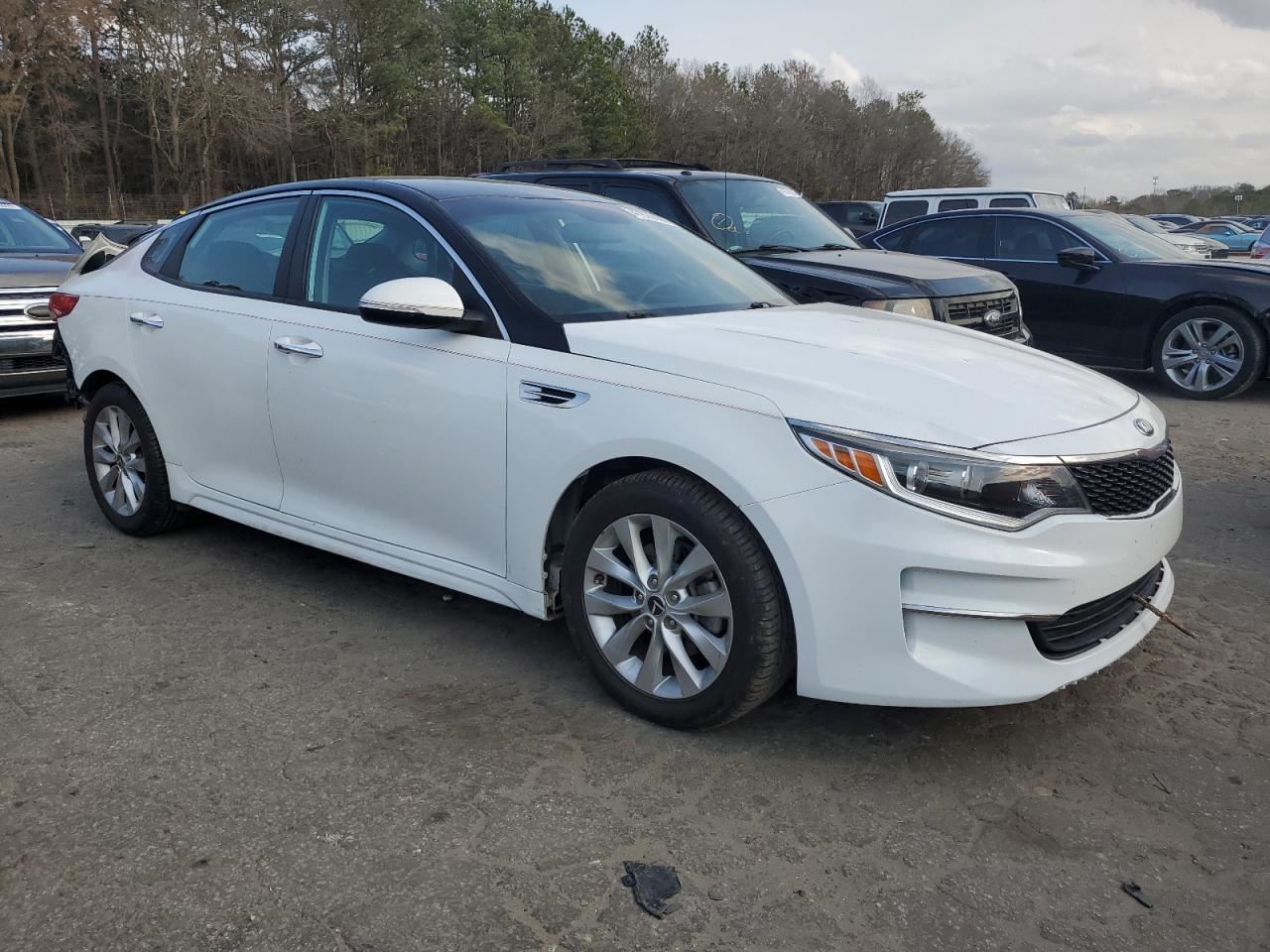 2016 KIA OPTIMA LX - Image 4