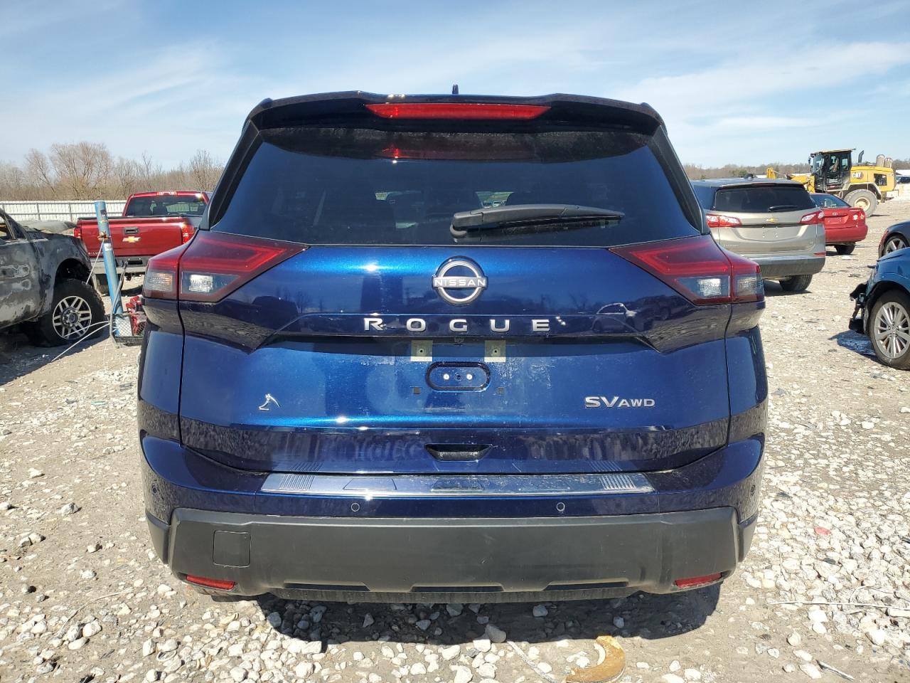 2024 NISSAN ROGUE SV - Image 6