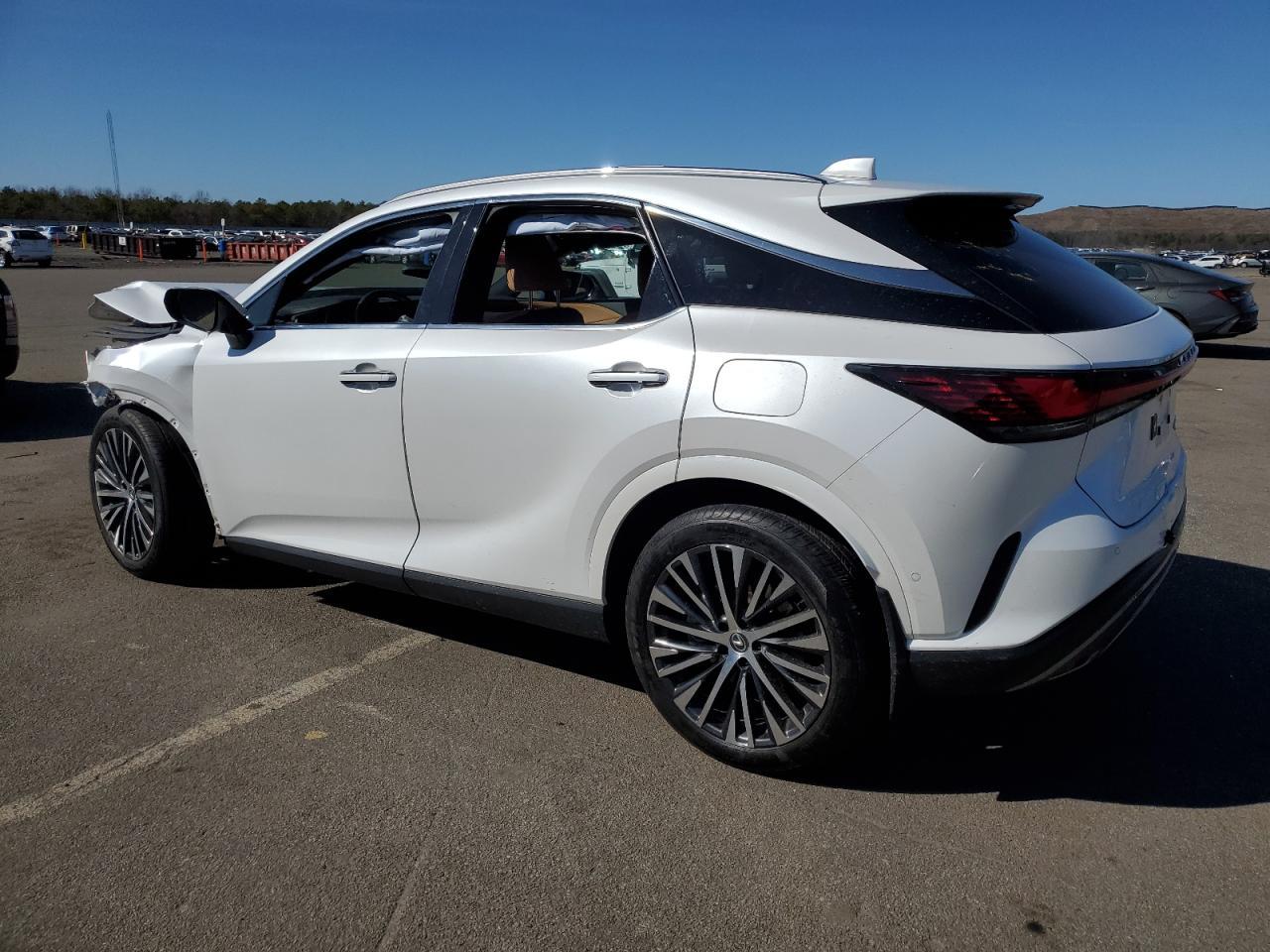2023 LEXUS RX 350 BAS - Image 2