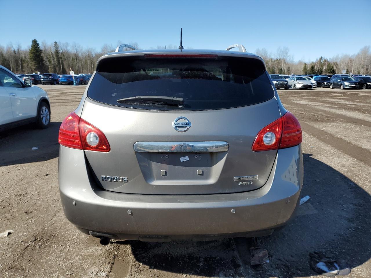 2013 NISSAN ROGUE S - Image 6