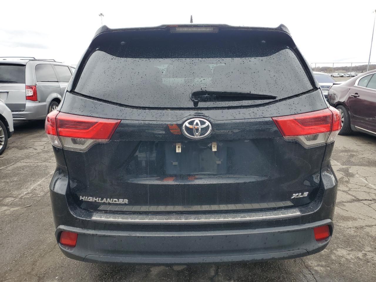 2018 TOYOTA HIGHLANDER - Image 6