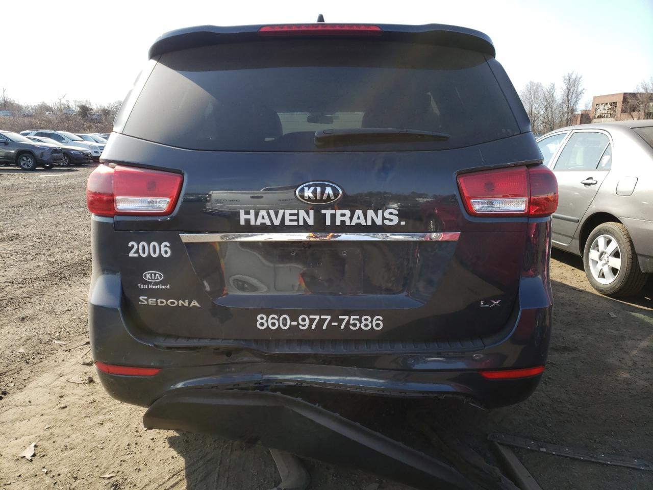 2016 KIA SEDONA LX - Фото 6