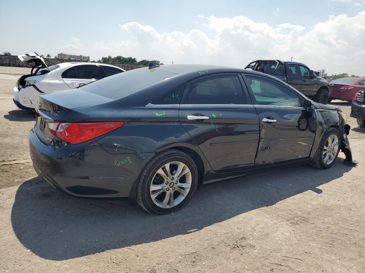 2011 HYUNDAI SONATA SE - Фото 3