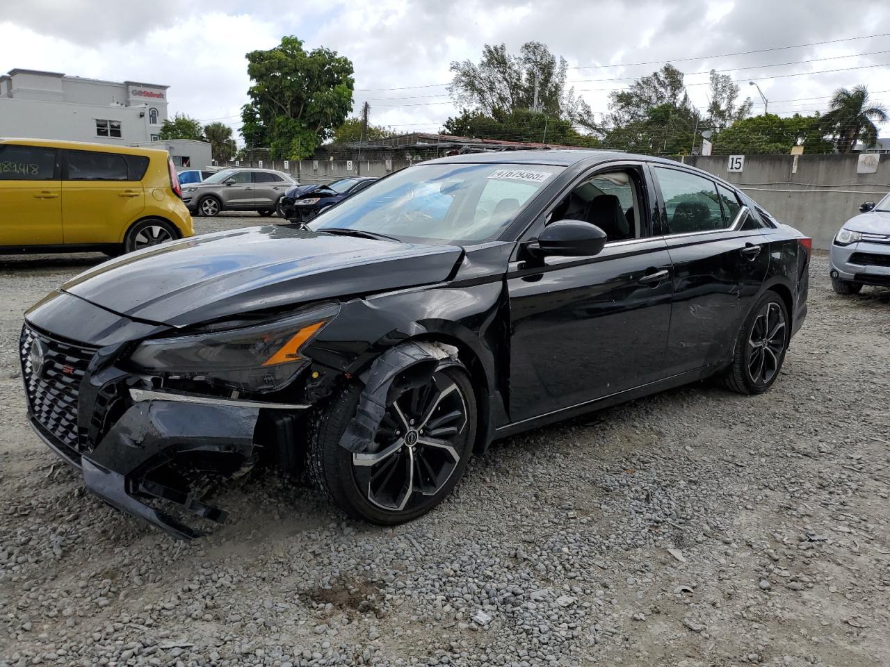 2024 NISSAN ALTIMA SR