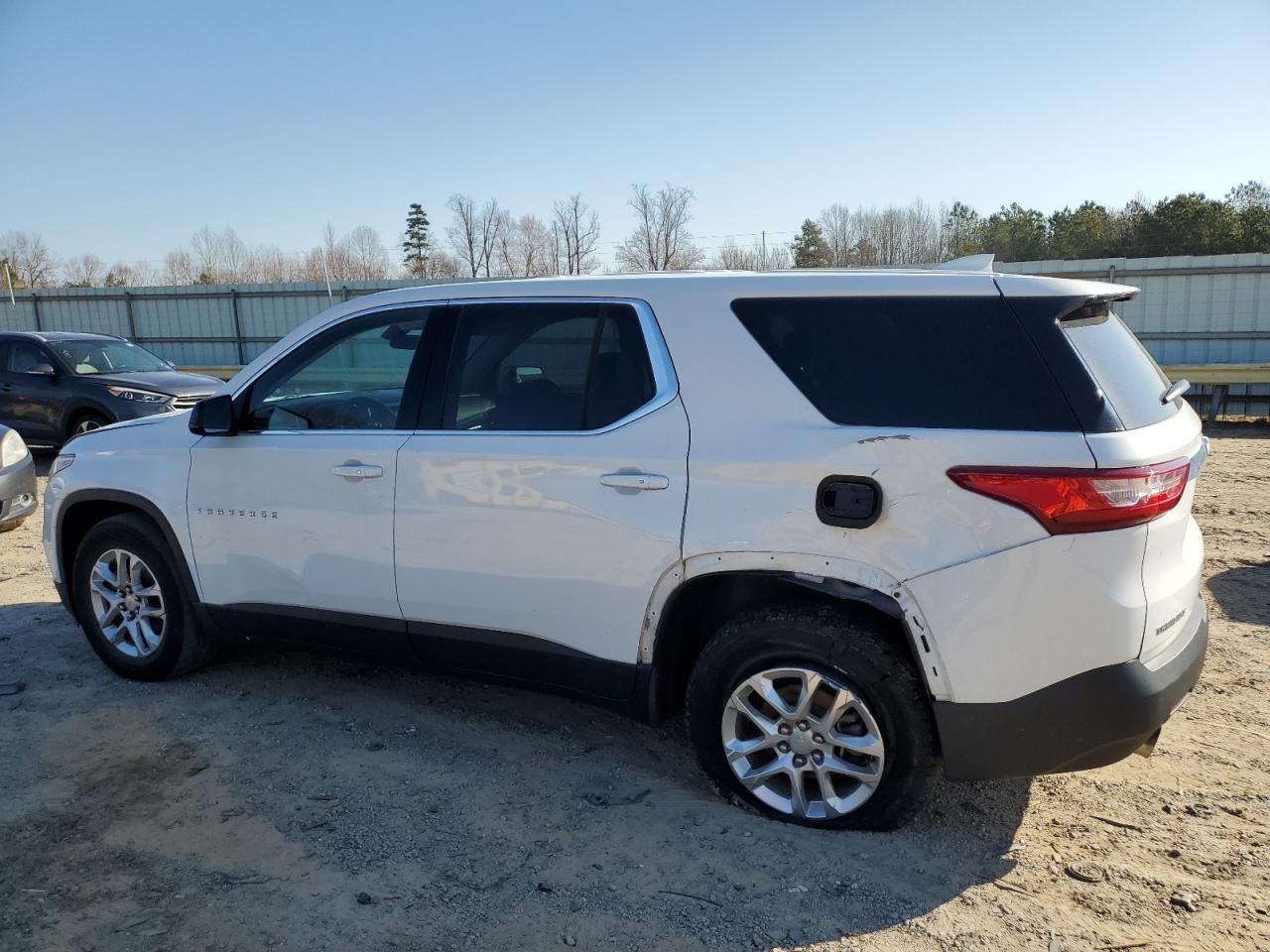 2018 CHEVROLET TRAVERSE L - Фото 2
