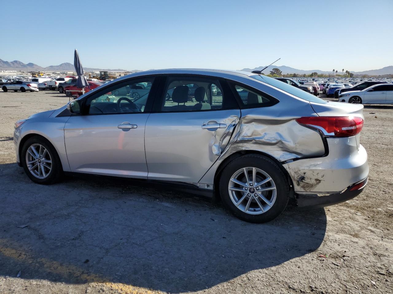 2016 FORD FOCUS SE - Image 2