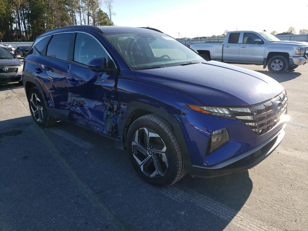 2022 HYUNDAI TUCSON SEL - Image 4
