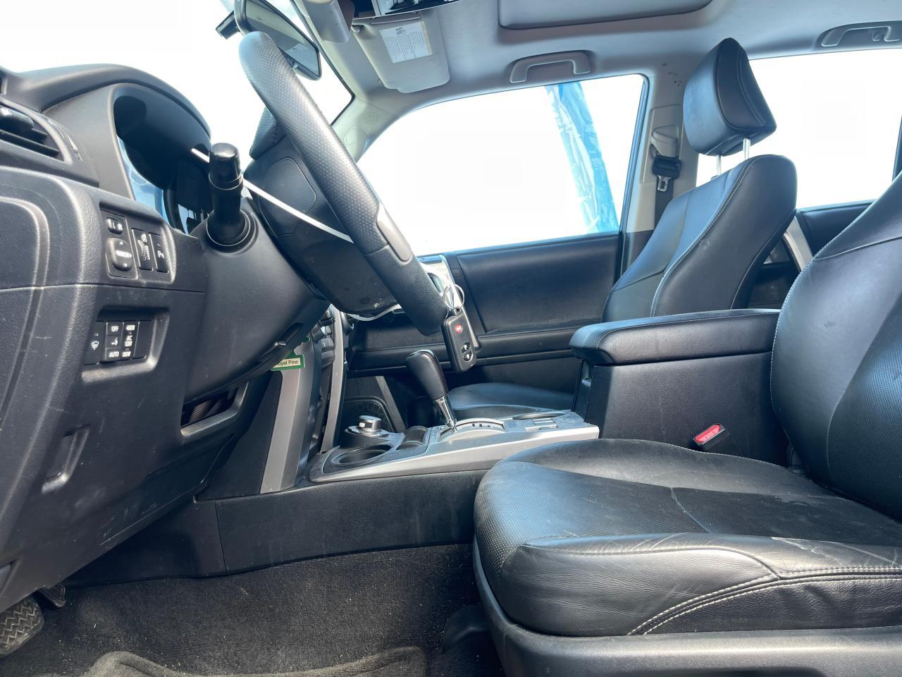2017 TOYOTA 4RUNNER SR - Image 7