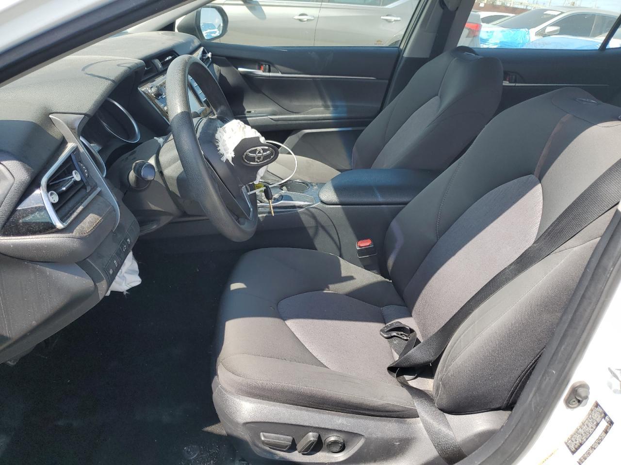 2018 TOYOTA CAMRY L - Image 7