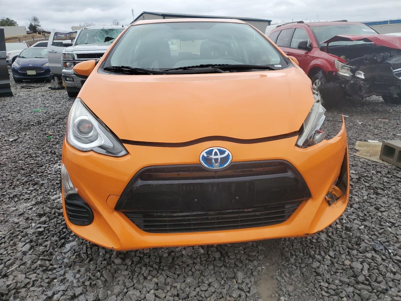 2016 TOYOTA PRIUS C - Фото 5