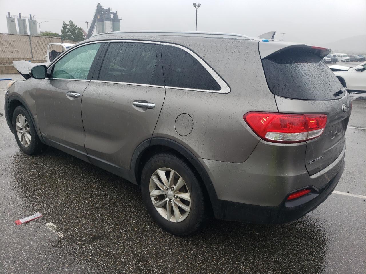 2016 KIA SORENTO LX - Image 2