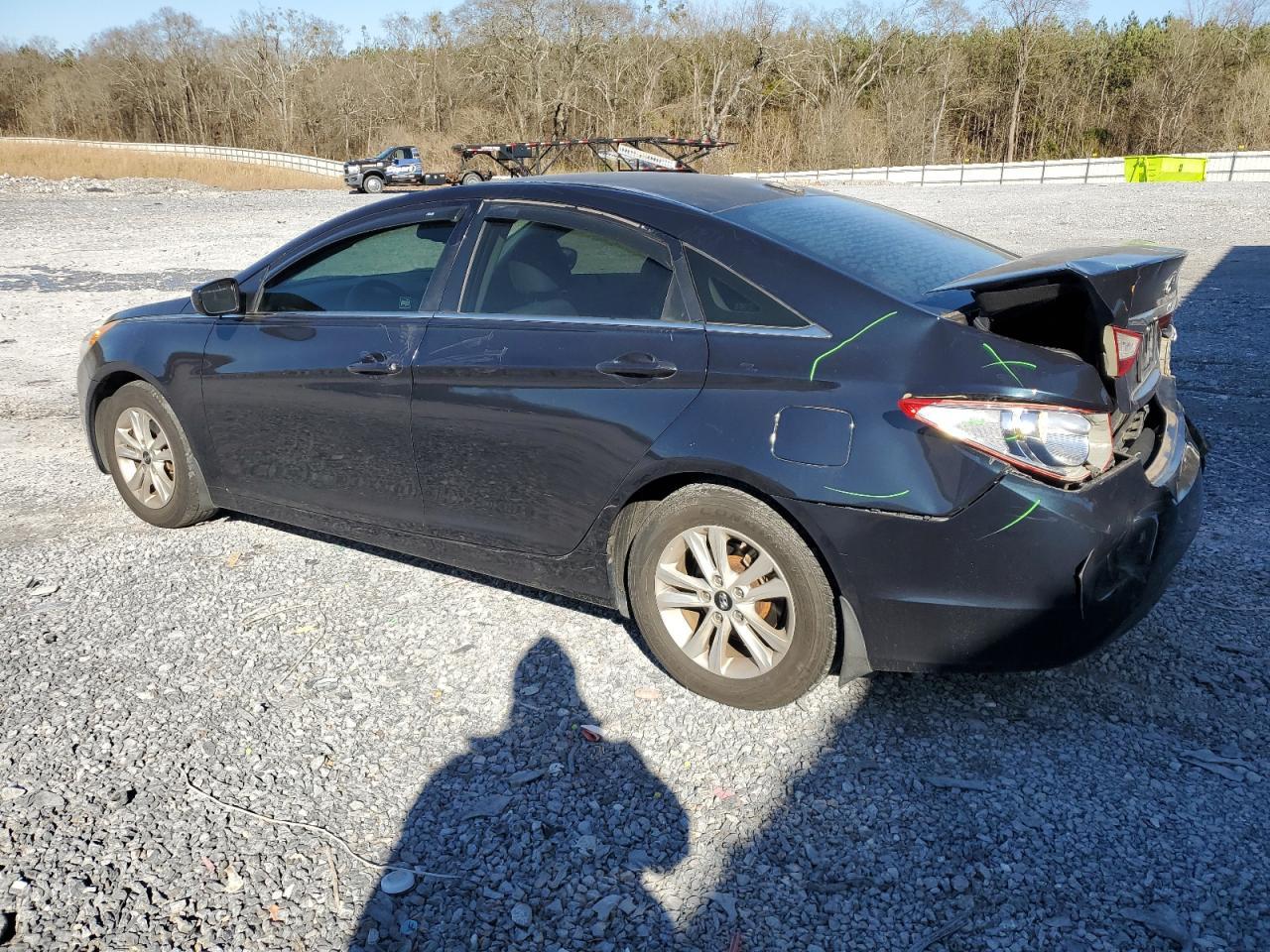 2013 HYUNDAI SONATA GLS - Image 2