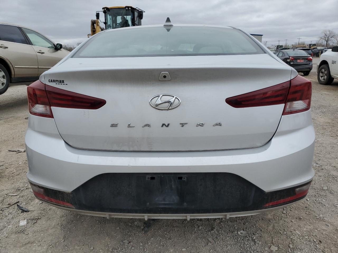 2019 HYUNDAI ELANTRA SE - Фото 6