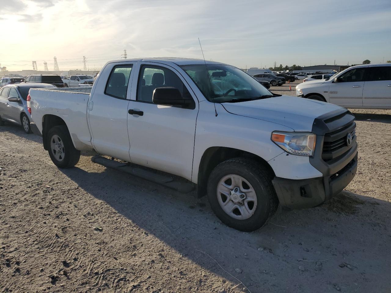 2014 TOYOTA TUNDRA DOU - Image 4