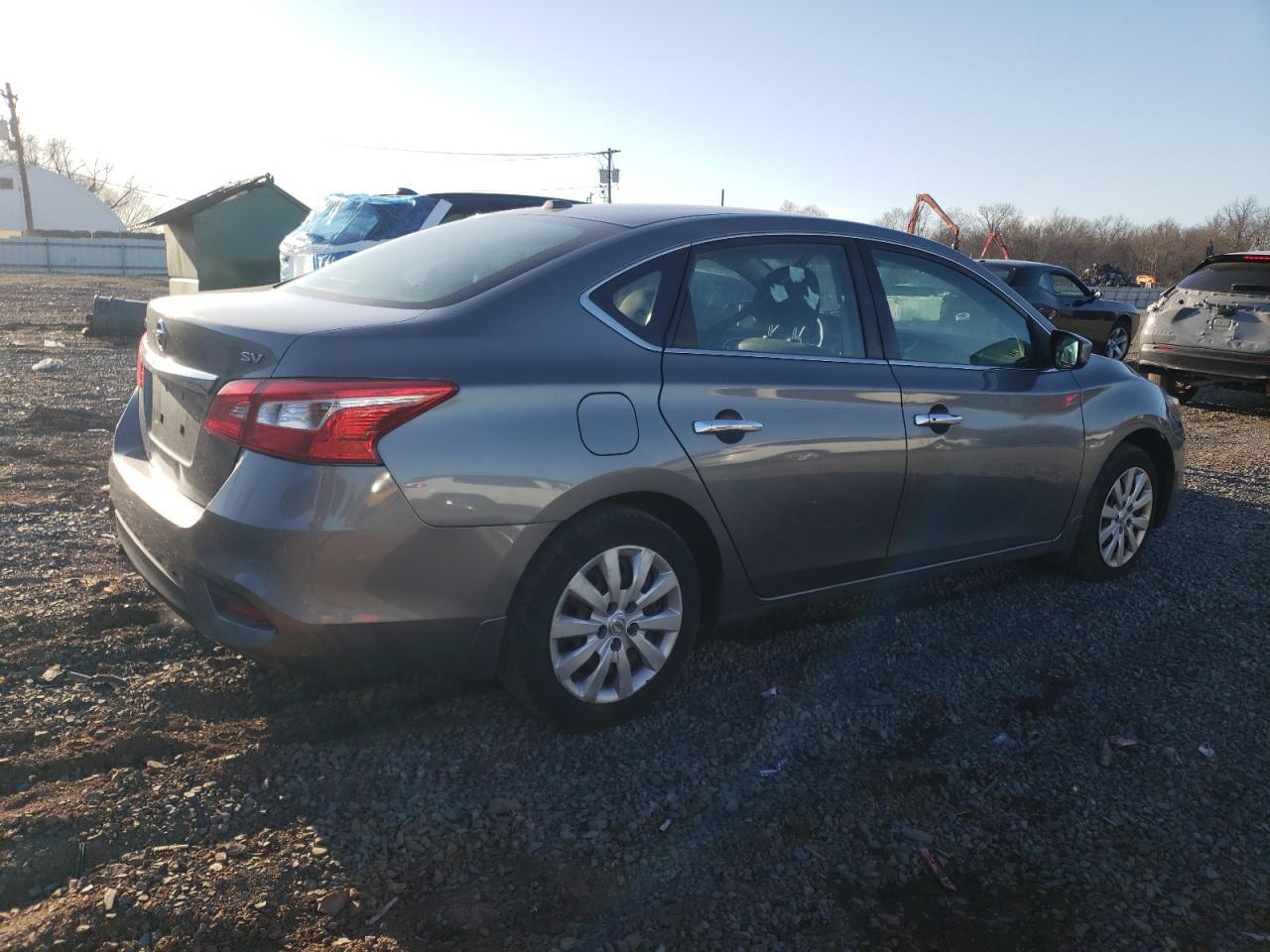 2017 NISSAN SENTRA S - Фото 3
