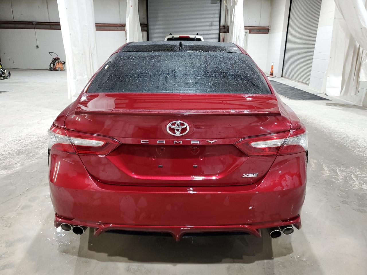 2018 TOYOTA CAMRY XSE - Image 6