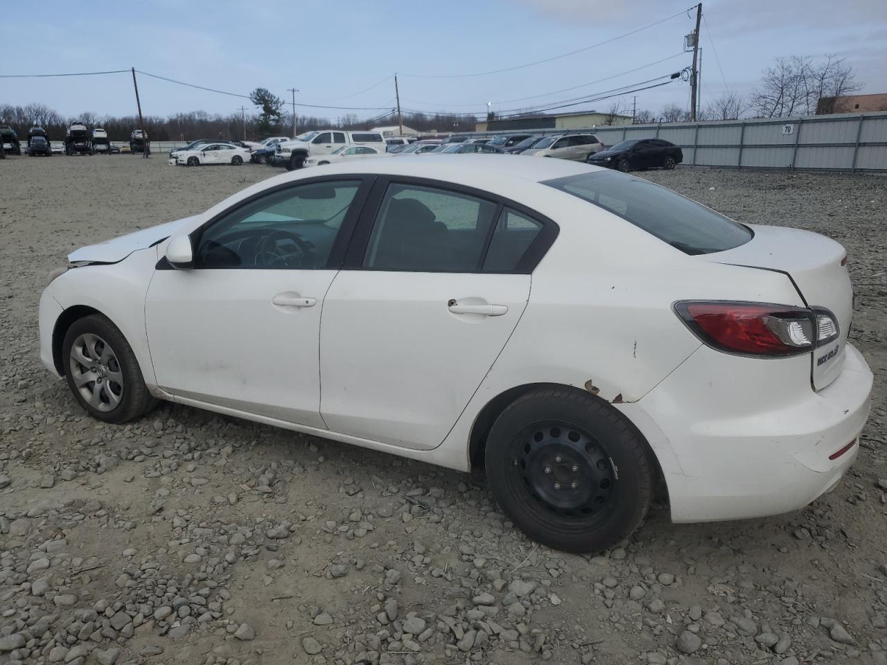 2013 MAZDA 3 I - Фото 2