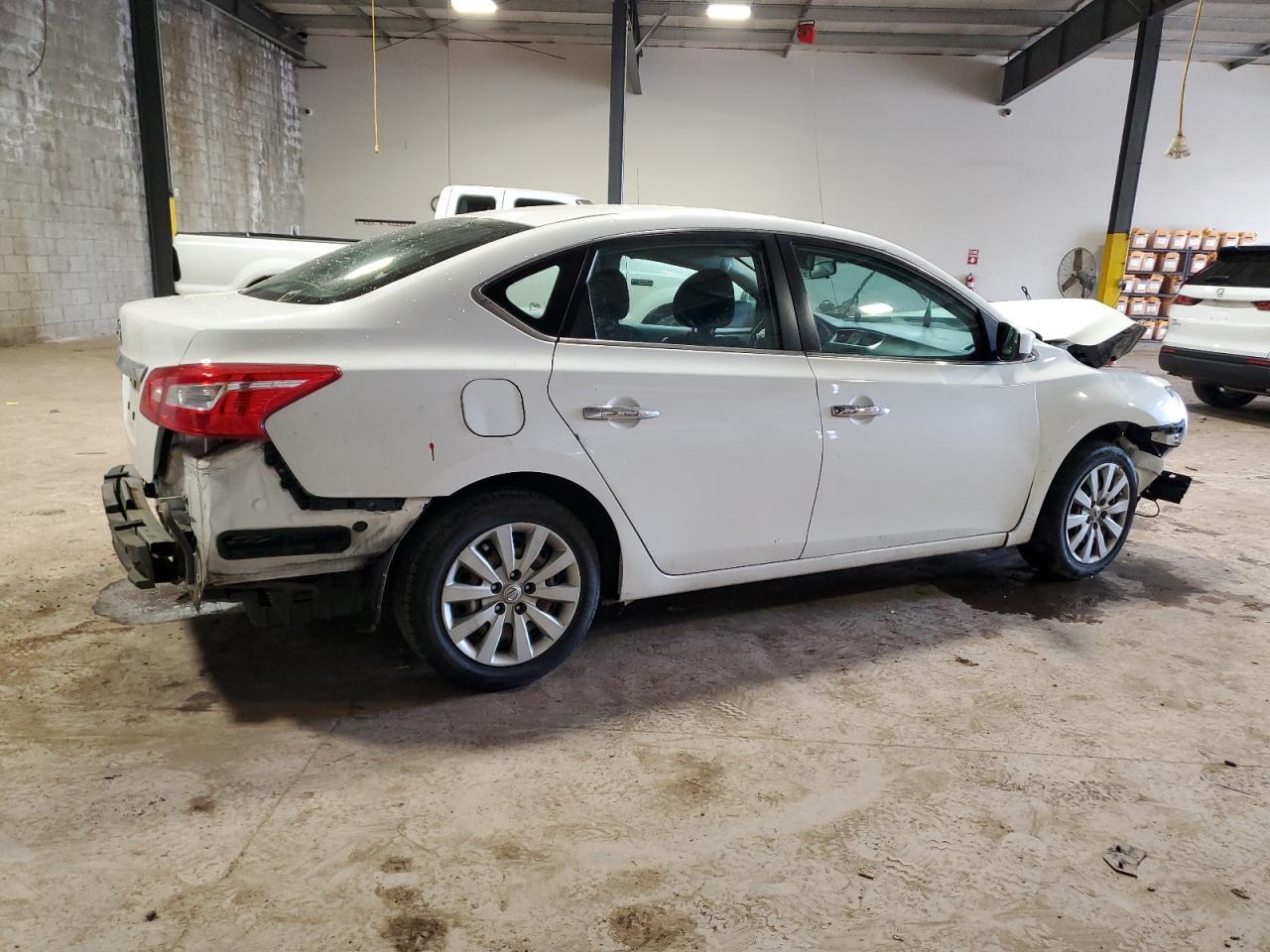 2018 NISSAN SENTRA S - Фото 3
