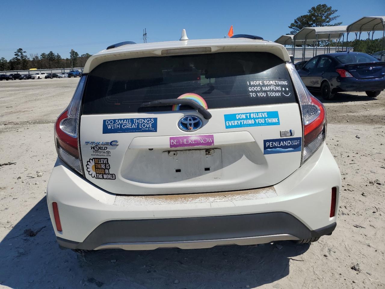 2018 TOYOTA PRIUS C - Image 6