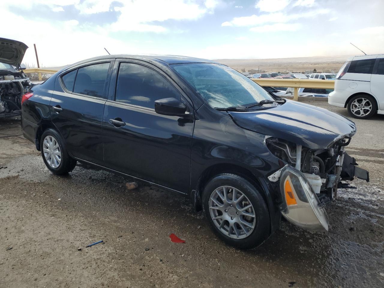 2016 NISSAN VERSA S - Image 4