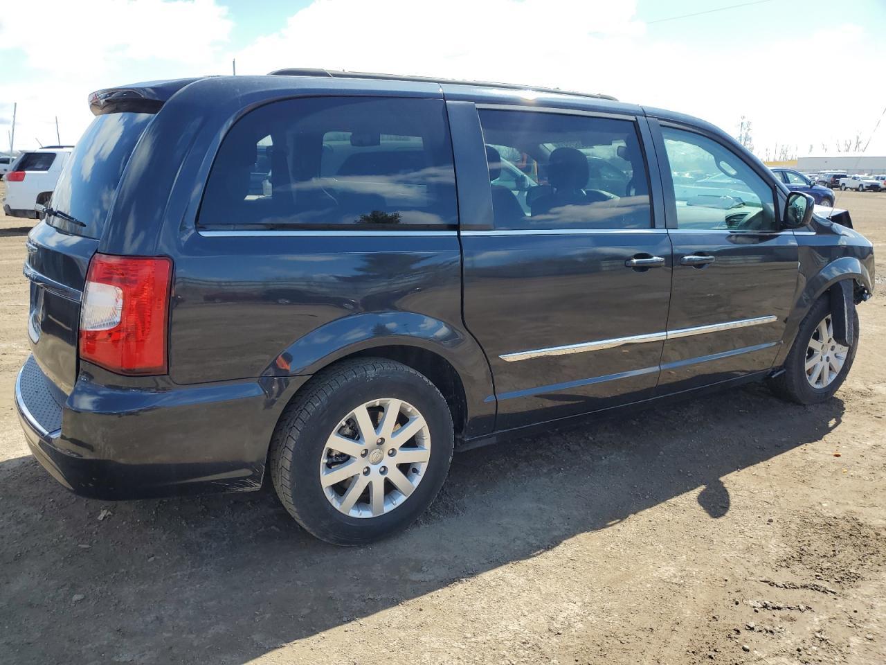 2014 CHRYSLER TOWN & COU - Image 3