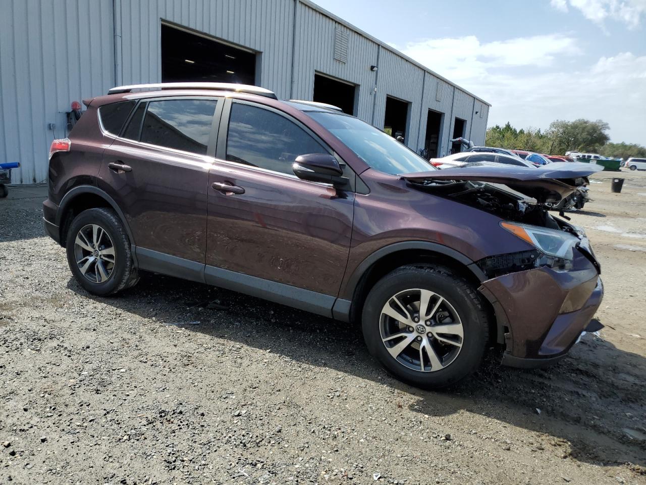 2016 TOYOTA RAV4 XLE - Image 4