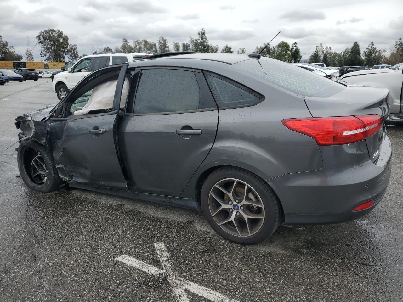 2017 FORD FOCUS SEL - Фото 2