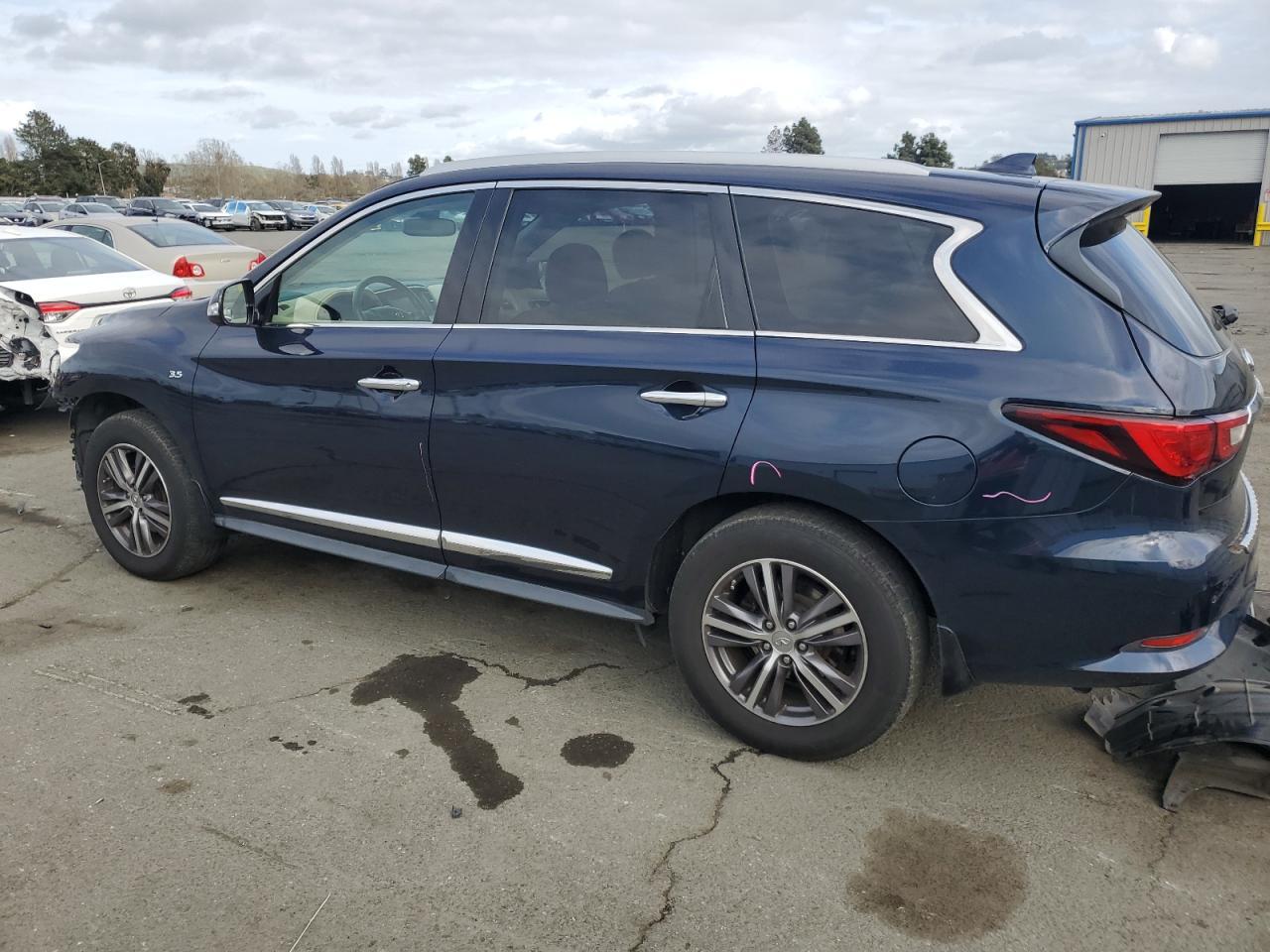 2017 INFINITI QX60 - Фото 2
