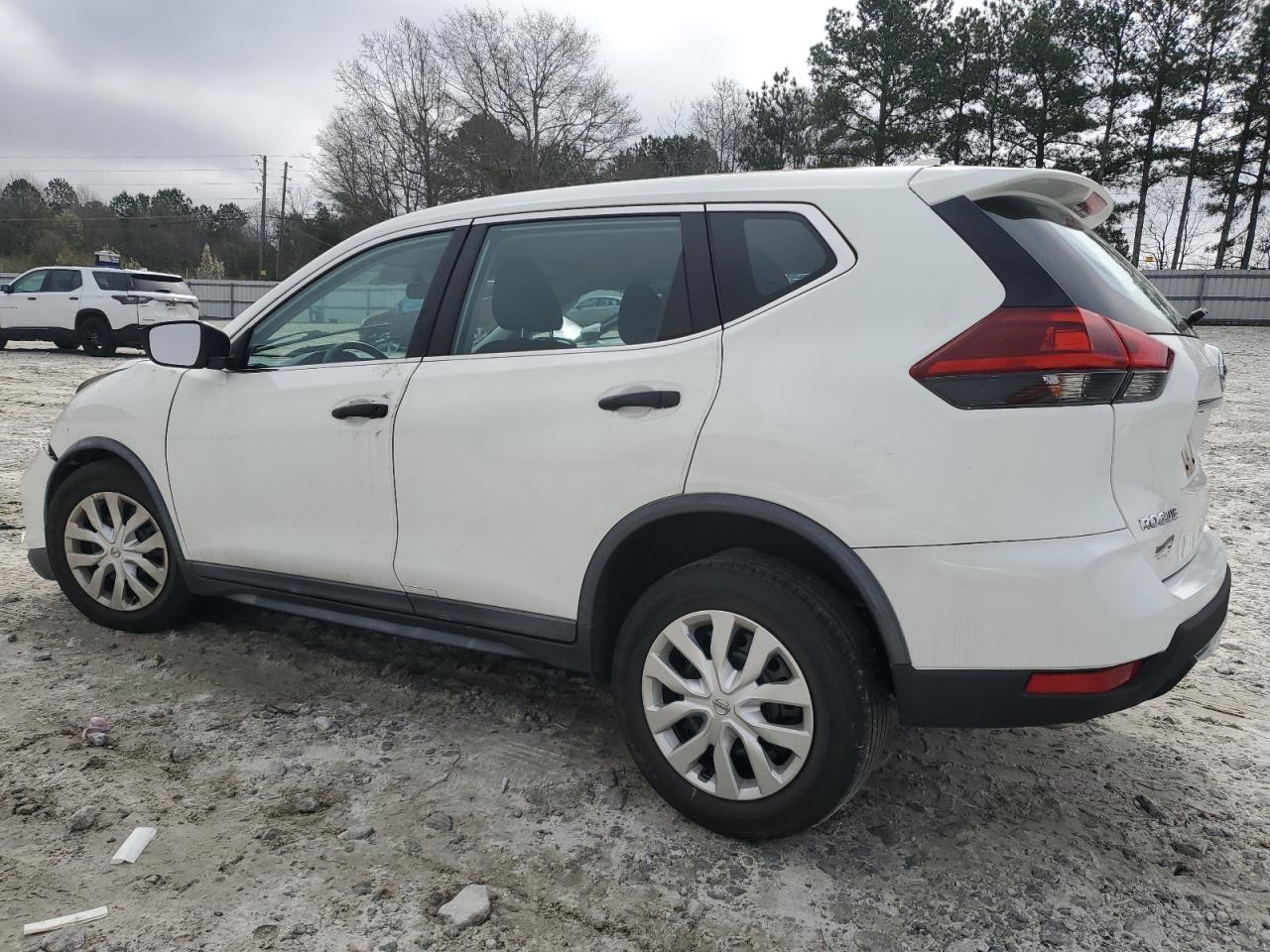 2018 NISSAN ROGUE S - Фото 2
